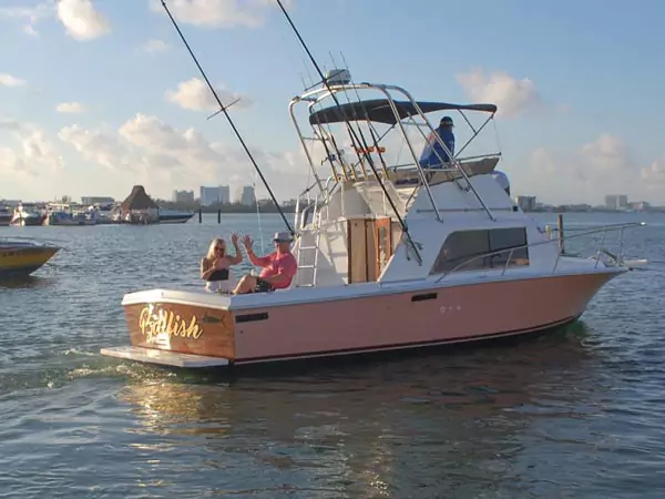 * The Billfish 30' - Up to 4 Guests Max. <br>*Rates starting at $780.00 US