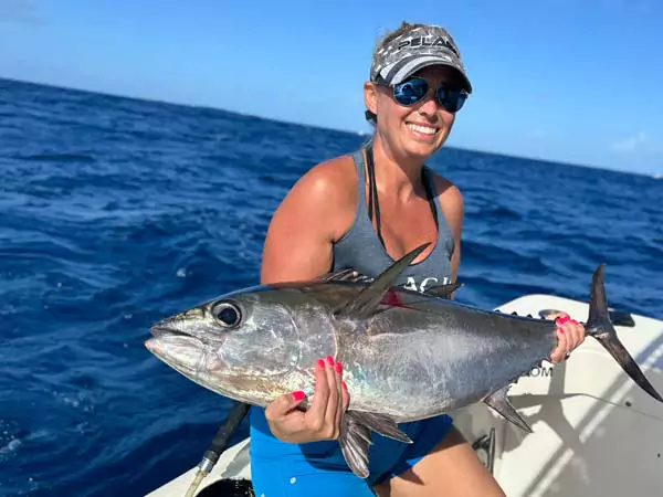 *Tuna fishing charters <br>*Daily tuna fishing report for cancun and isla mujeres